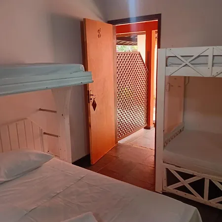 Pousada Gaivotas Do Guarau Peruíbe Room photo